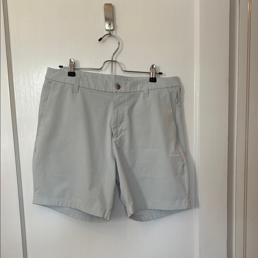 Men's Light Gray Shorts